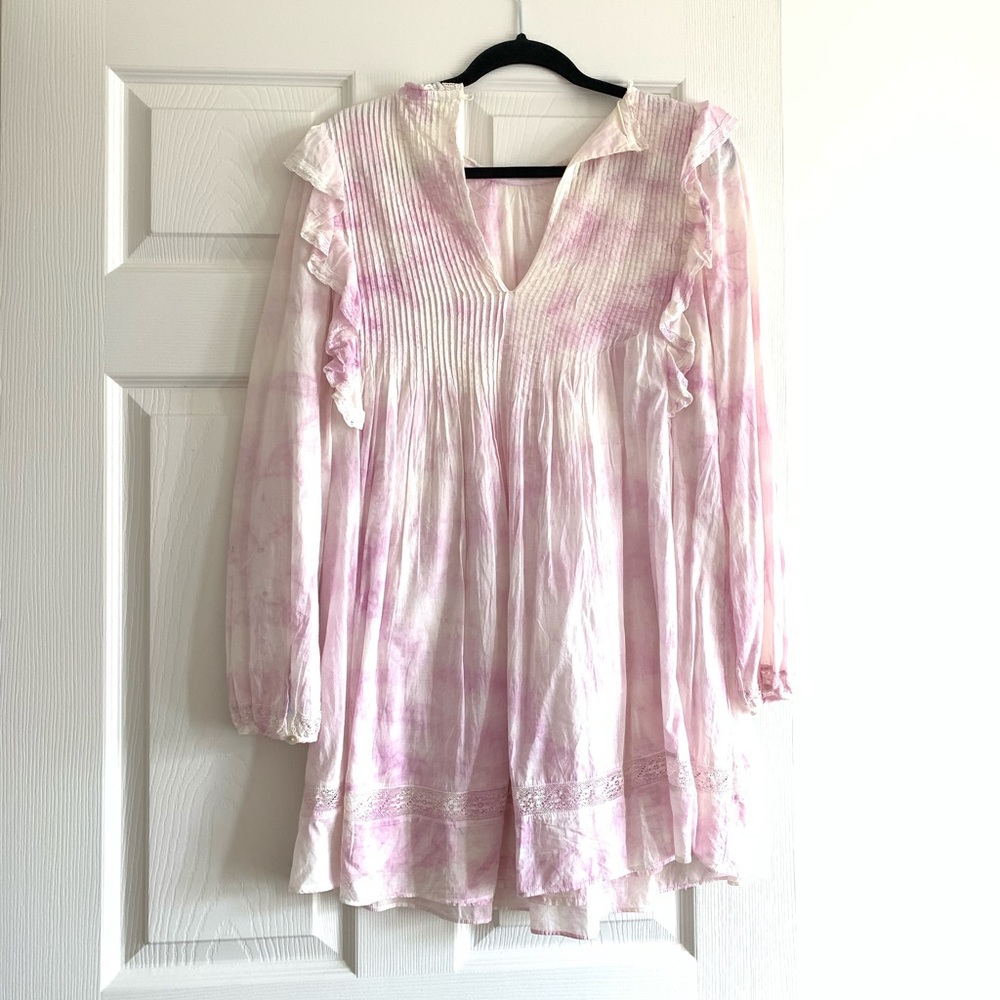 Aritzia lovely dress！